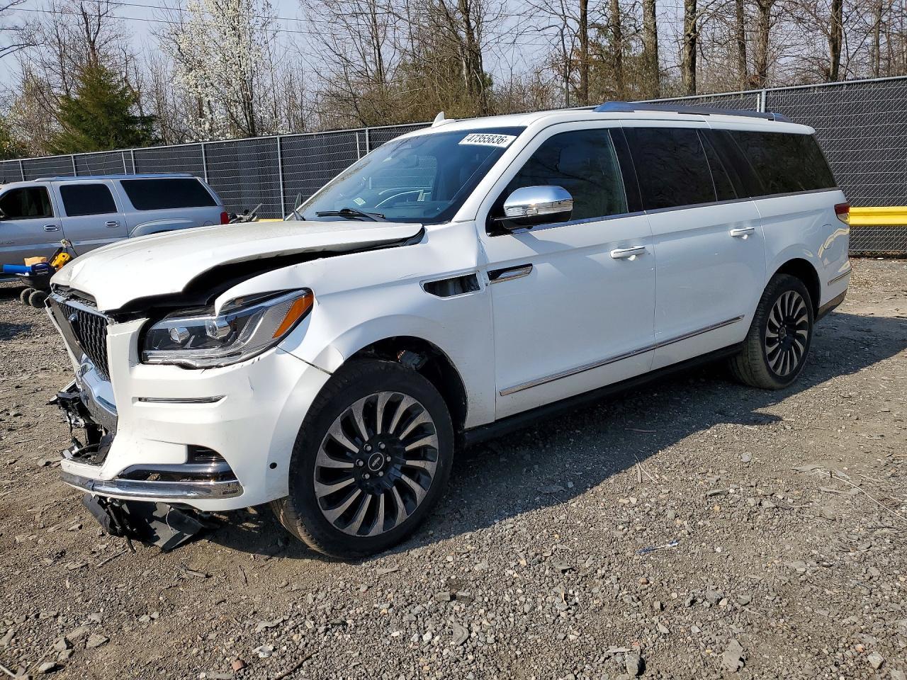 2022 Lincoln Navigator L Black Label