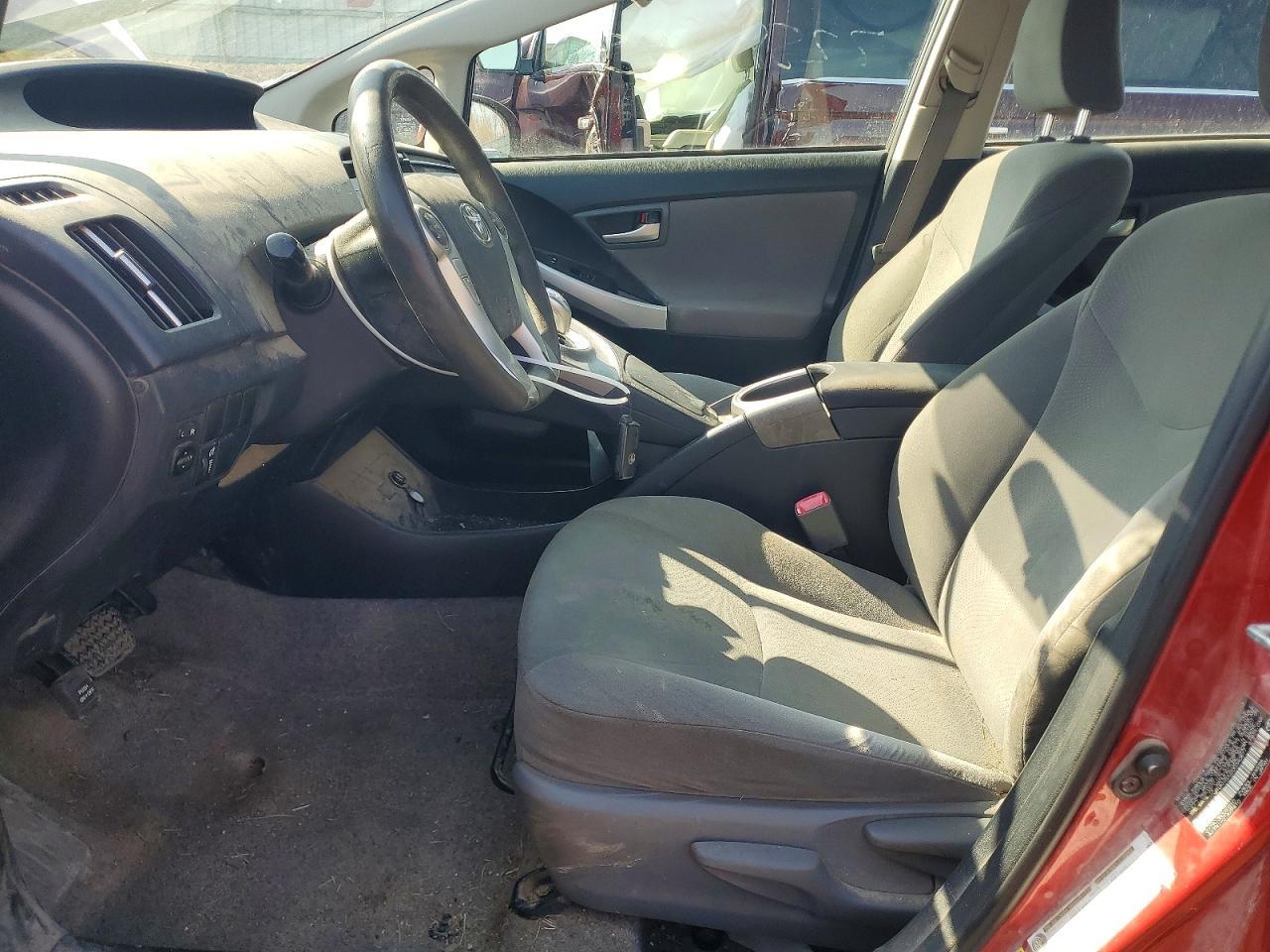 2013 Toyota Prius Two - Image 7