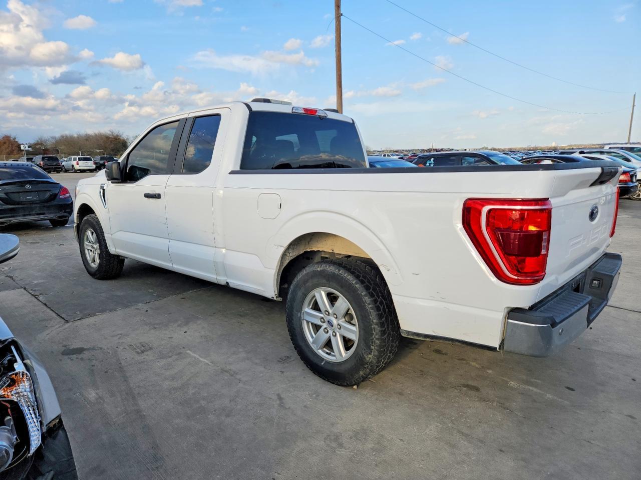 2021 Ford F150 Xlt - Фото 2