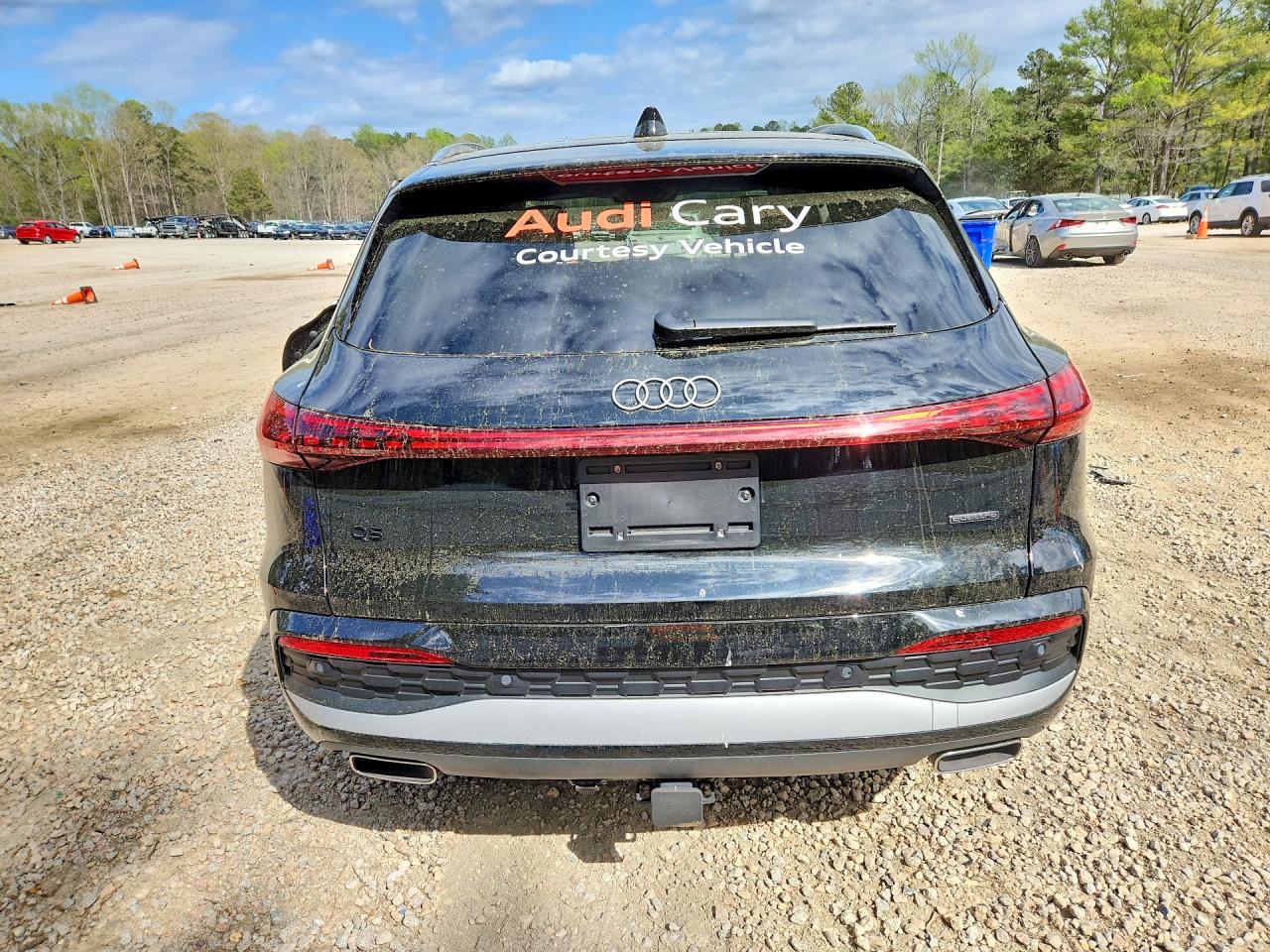 2025 Audi Q5 Premium - Фото 6