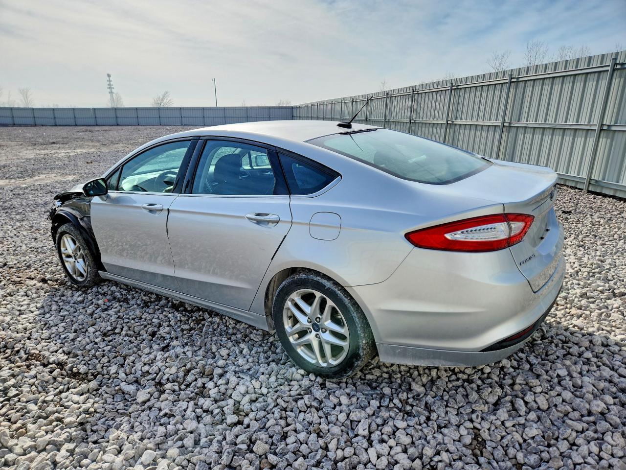 2013 Ford Fusion Se - Фото 2