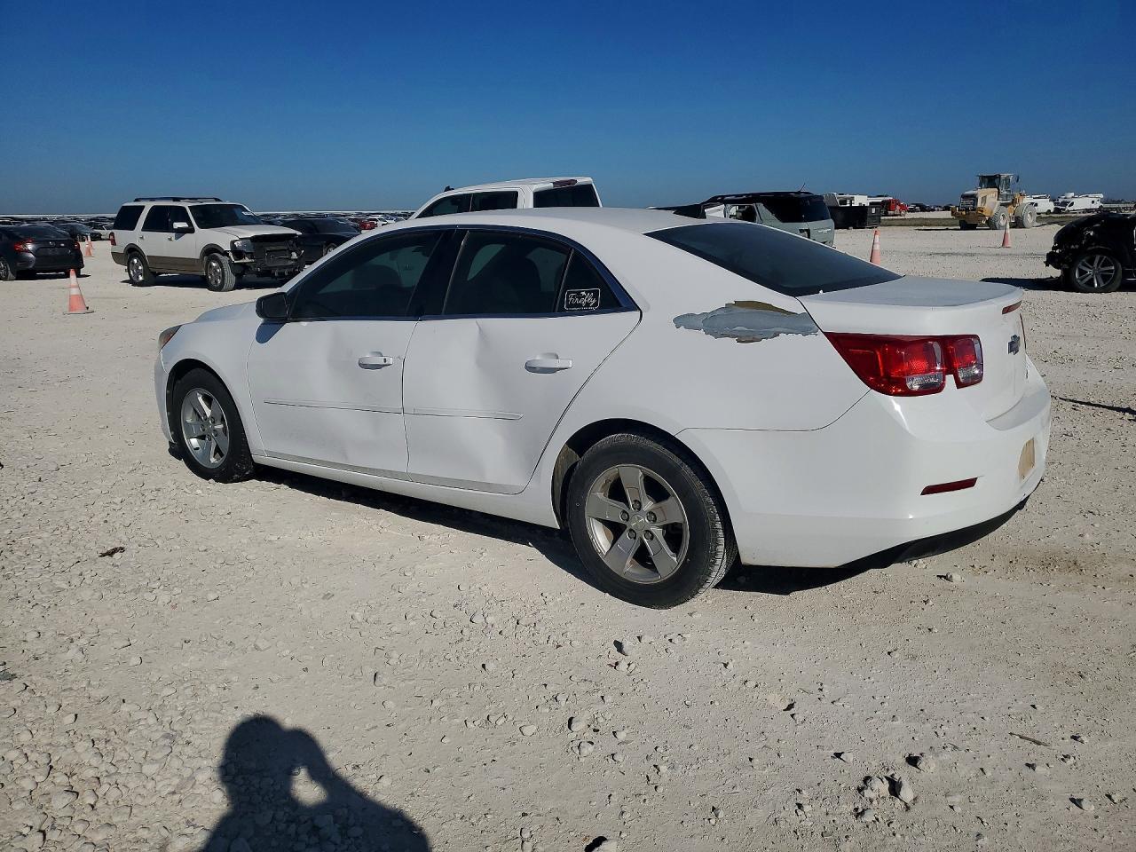 2014 Chevrolet Malibu Ls - Image 2