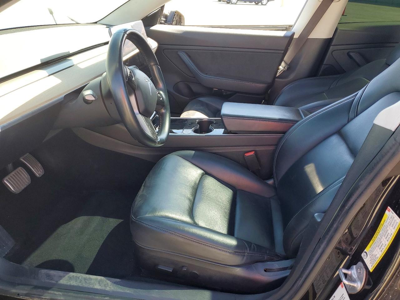 2018 Tesla Model 3 - Фото 7