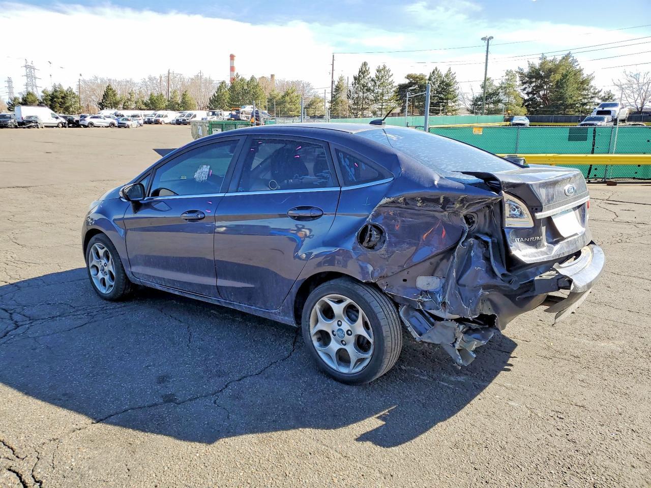 2013 Ford Fiesta Titanium - Image 2