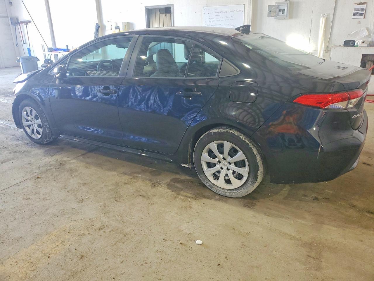 2021 Toyota Corolla - Фото 2