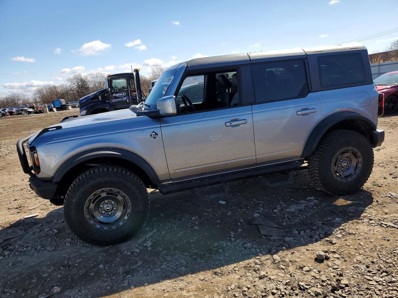 2024 Ford Bronco Outer Banks
