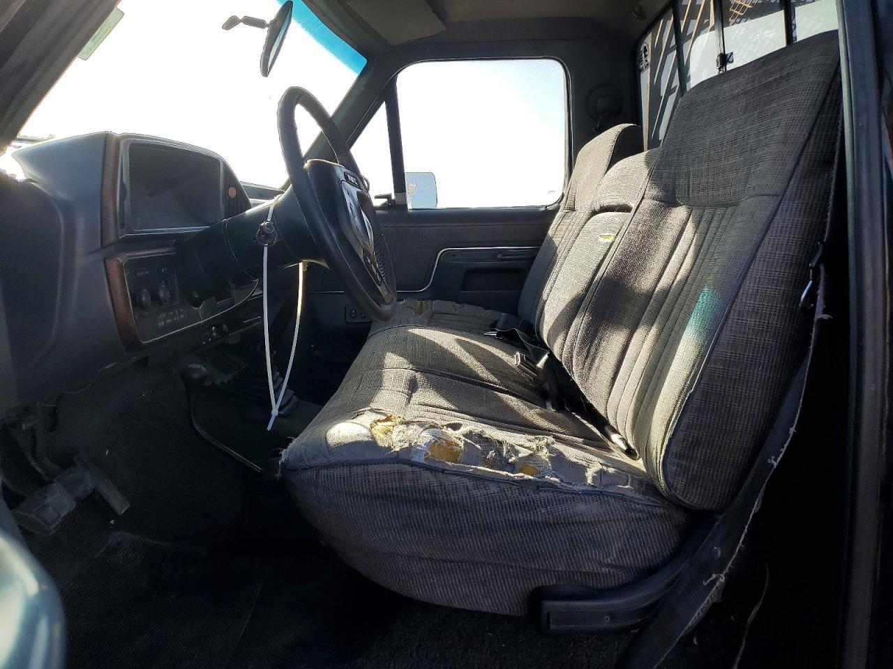 1990 Ford F250 - Image 7