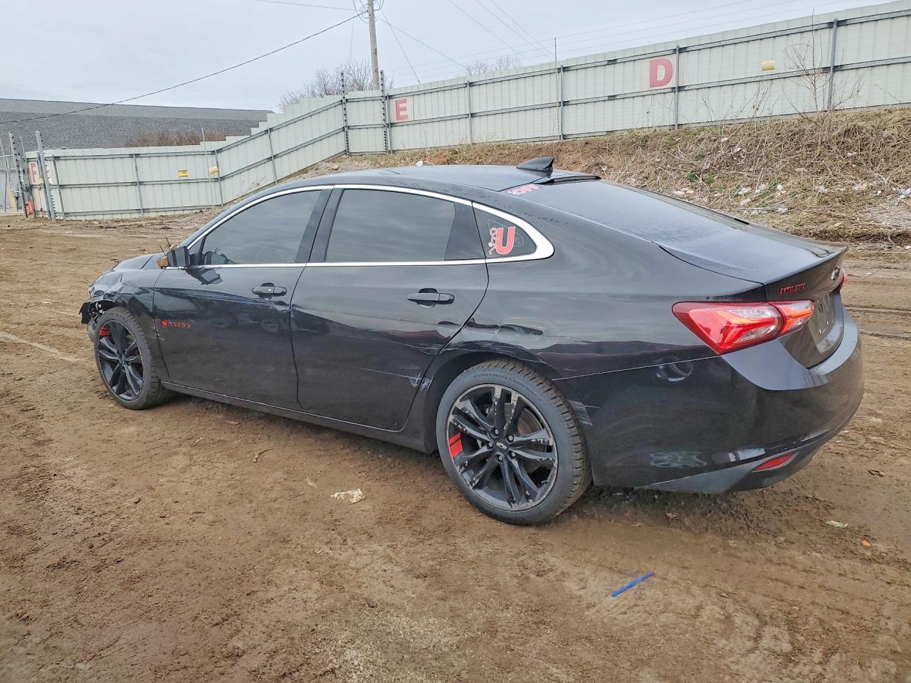 2022 Chevrolet Malibu Lt - Фото 2