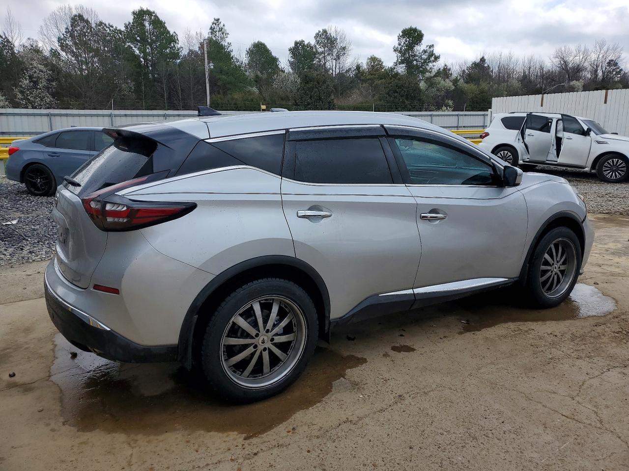 2020 Nissan Murano S - Фото 3