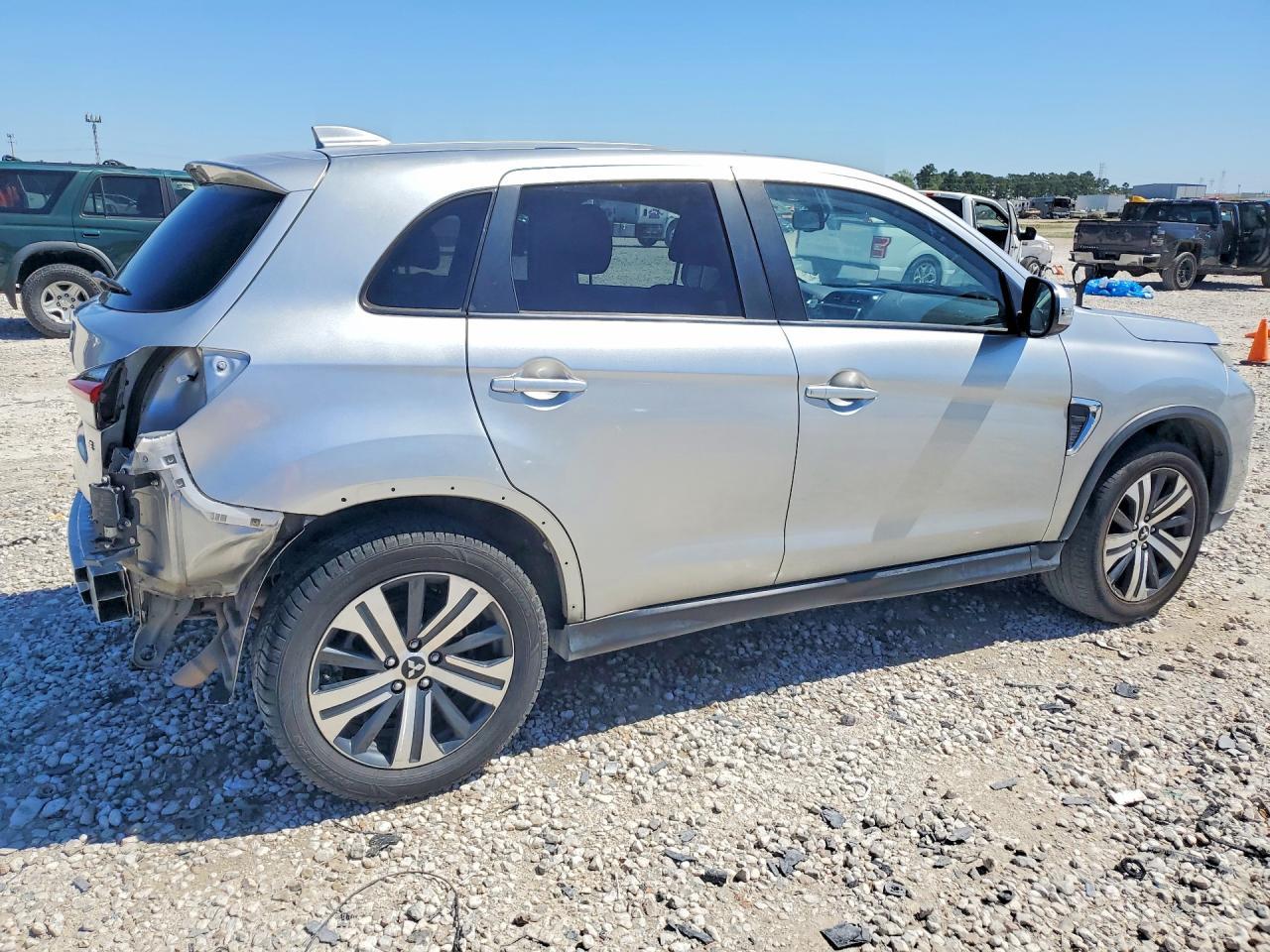 2021 Mitsubishi Outlander Sport Se - Фото 3