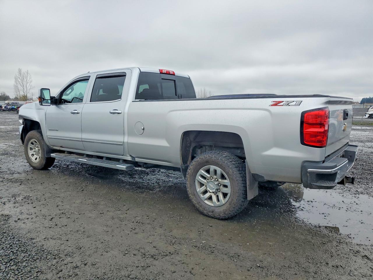 2019 Chevrolet Silverado K3500 Ltz - Image 2