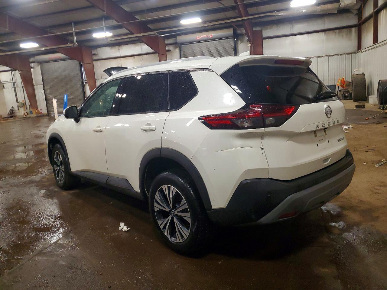2021 Nissan Rogue Sv - Фото 2