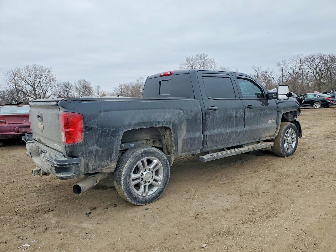 2016 Chevrolet Silverado K2500 High Country - Фото 3