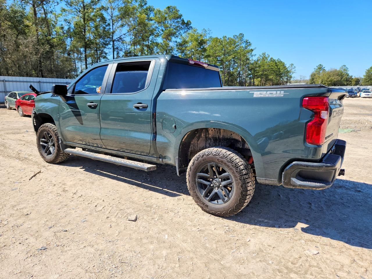 2025 Chevrolet Silverado K1500 Trail Boss Custom - Image 2