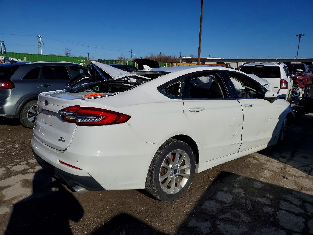 2019 Ford Fusion Se - Фото 3