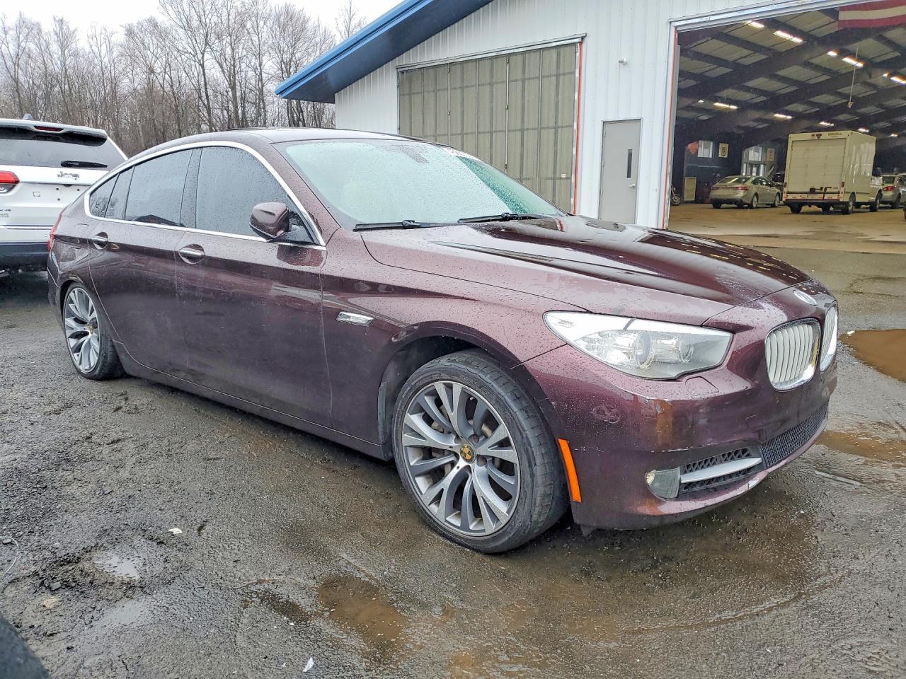 2013 BMW 550 Igt - Фото 4