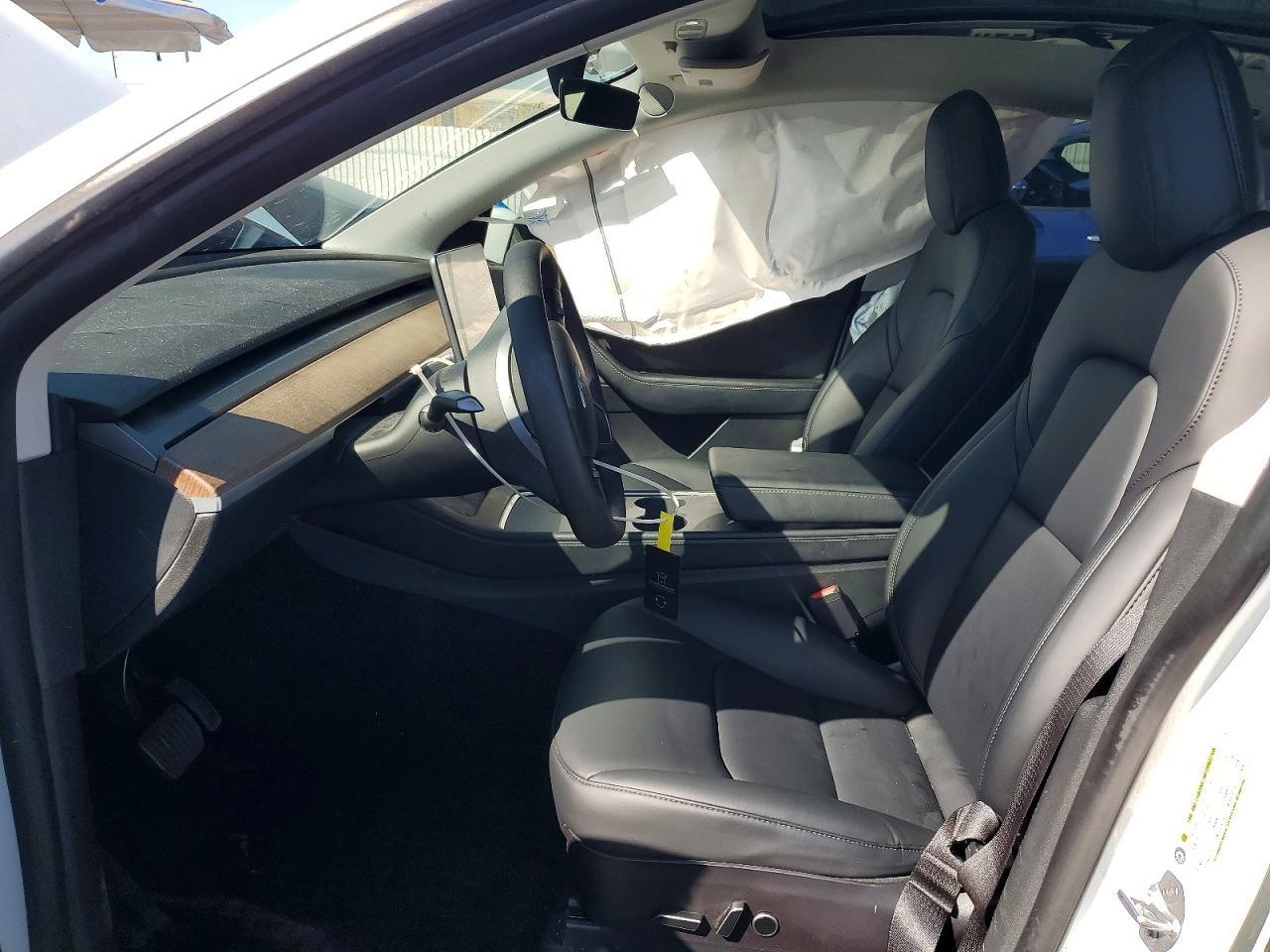 2022 Tesla Model Y - Фото 7