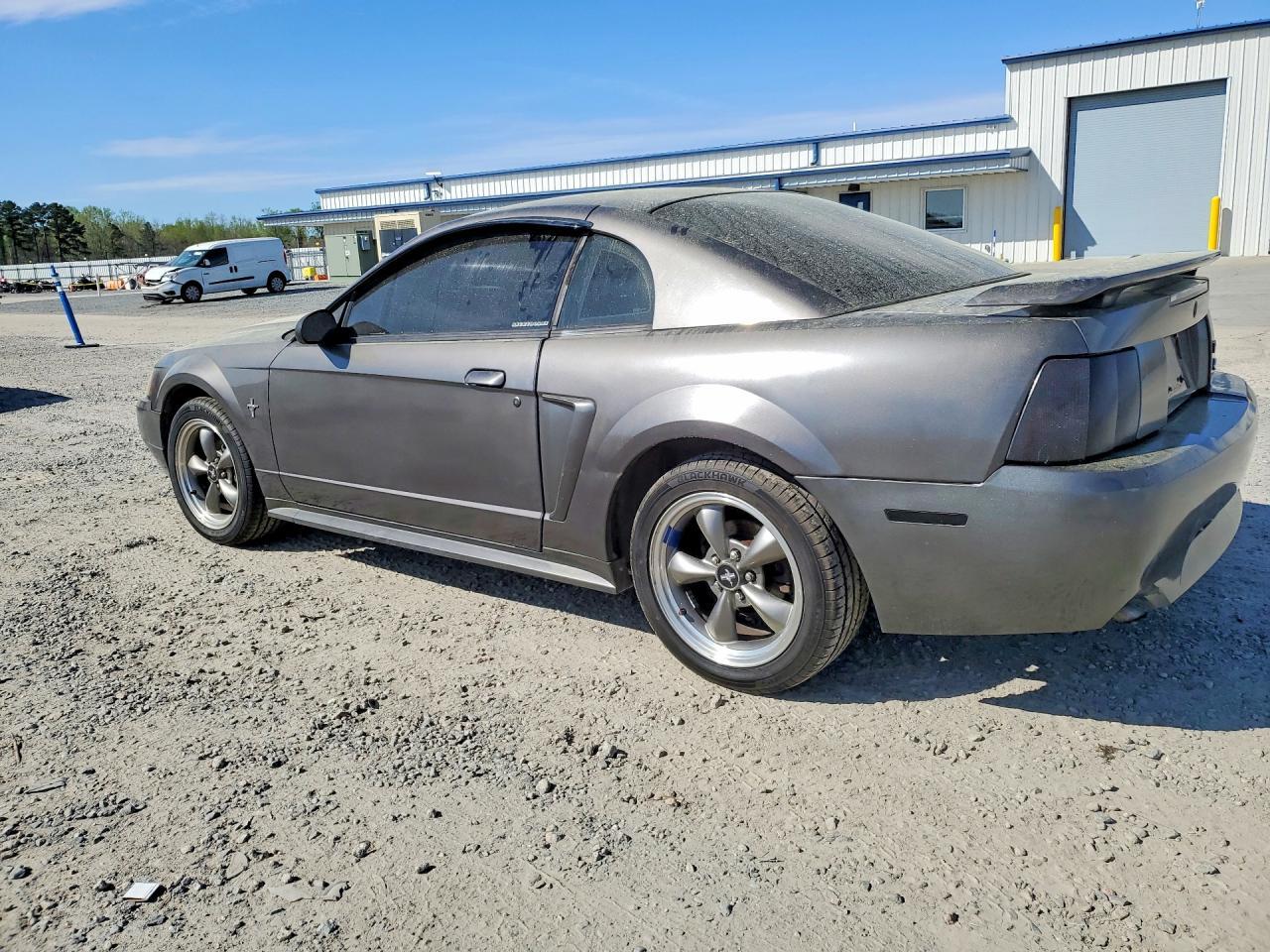 2003 Ford Mustang - Image 2