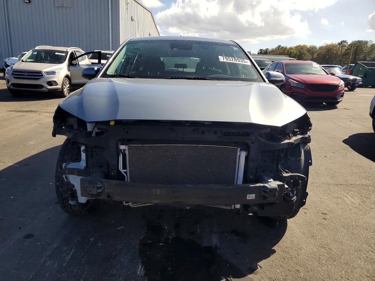 2021 Hyundai Kona Se - Фото 5