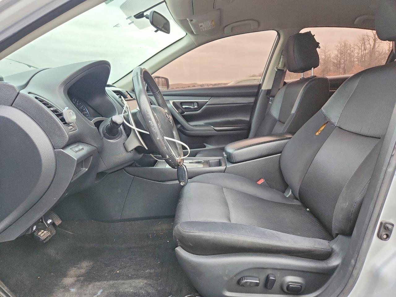 2017 Nissan Altima 2.5 Sr - Image 7