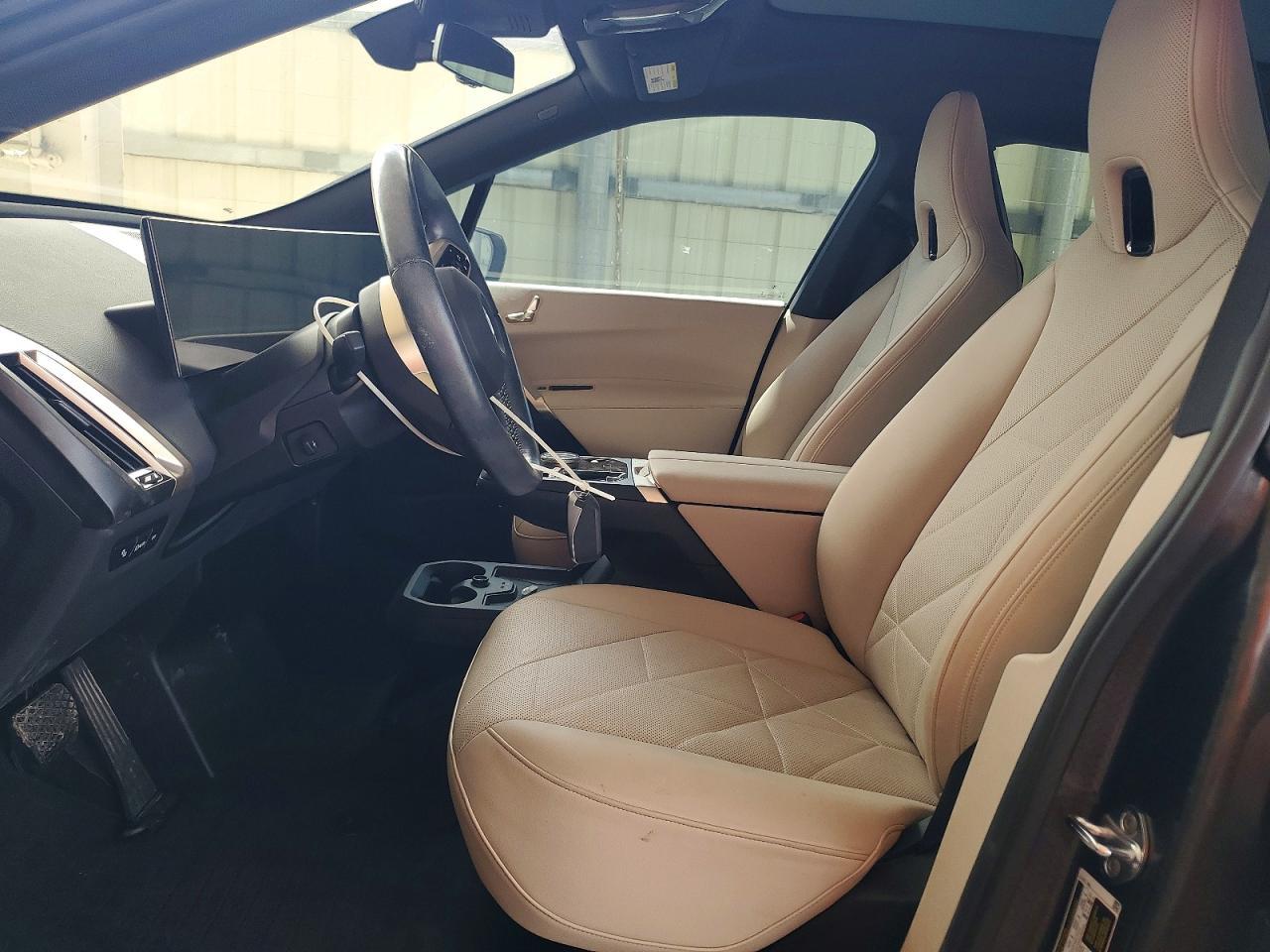 2024 BMW Ix xDrive50 - Фото 7