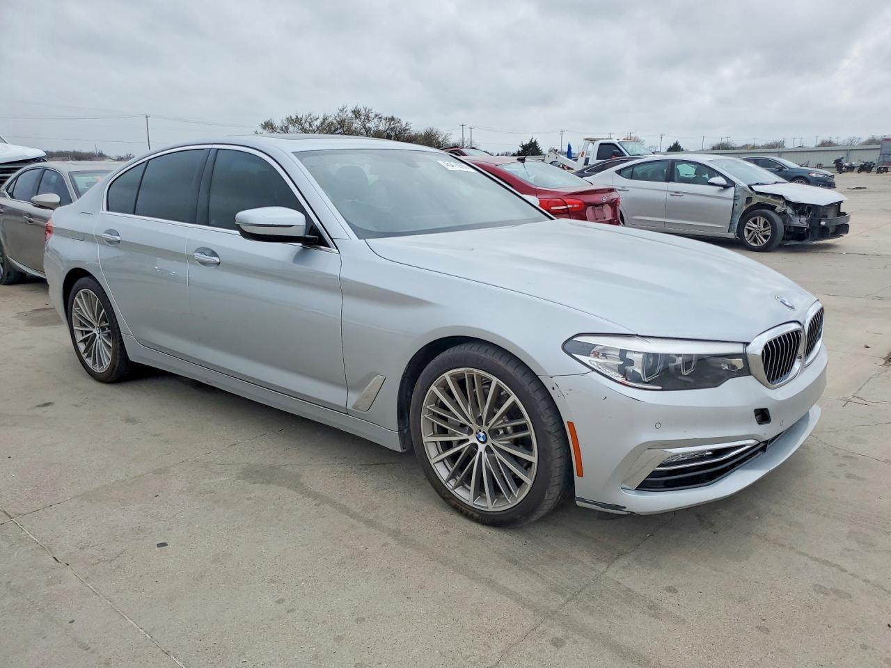 2017 BMW 530 I - Фото 4