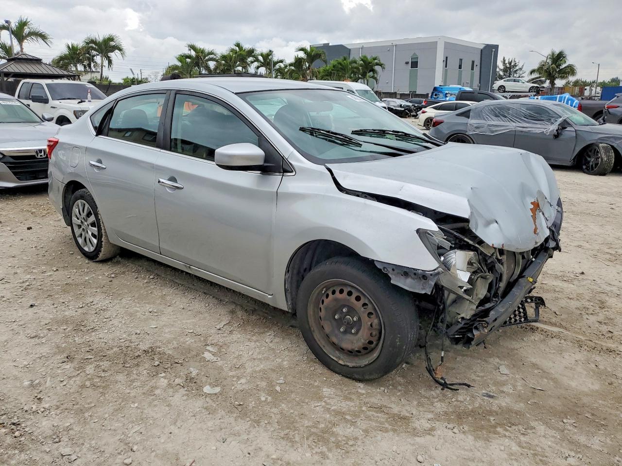 2016 Nissan Sentra Sv - Фото 4