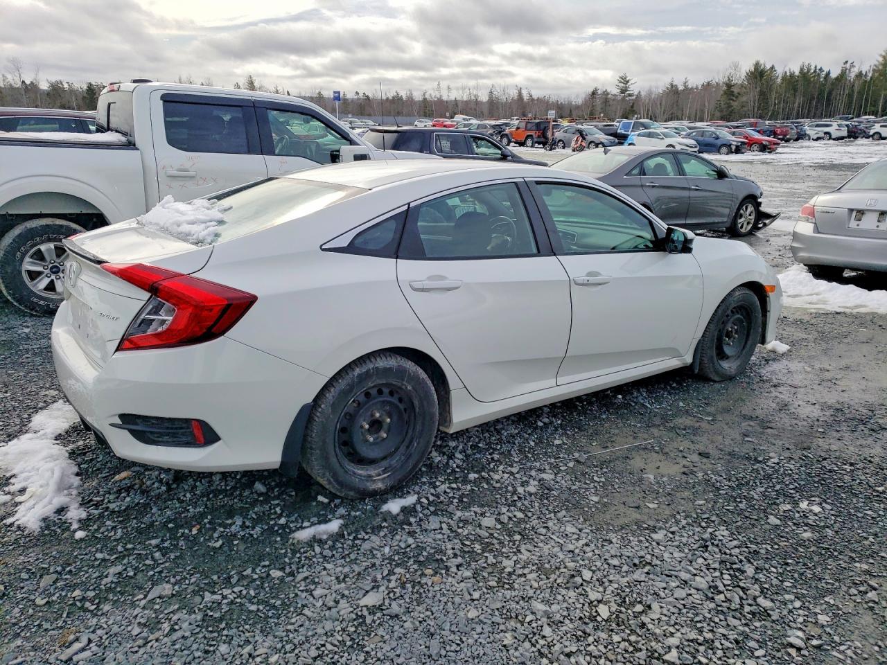 2020 Honda Civic Sport - Фото 3