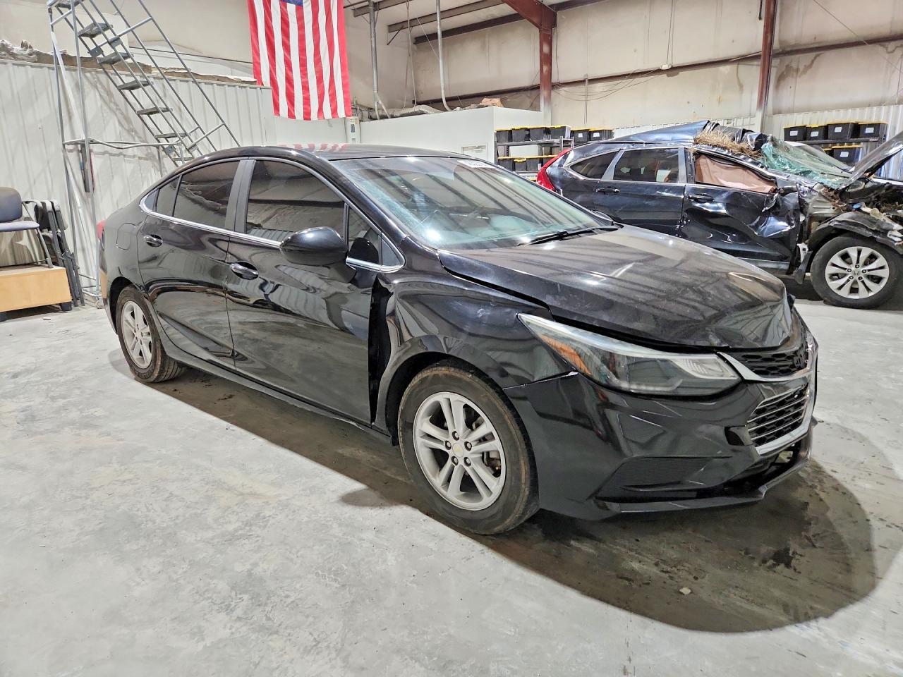 2017 Chevrolet Cruze Lt - Image 4