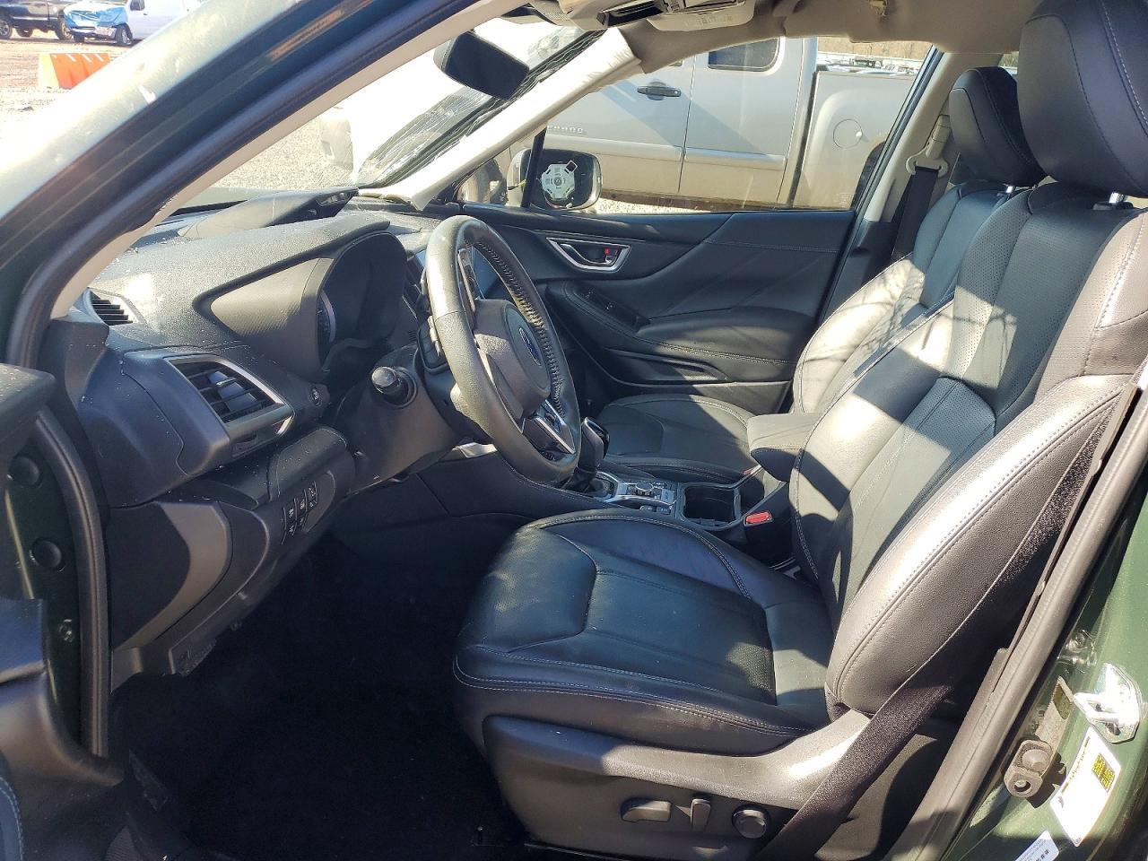 2023 Subaru Forester Touring - Image 7