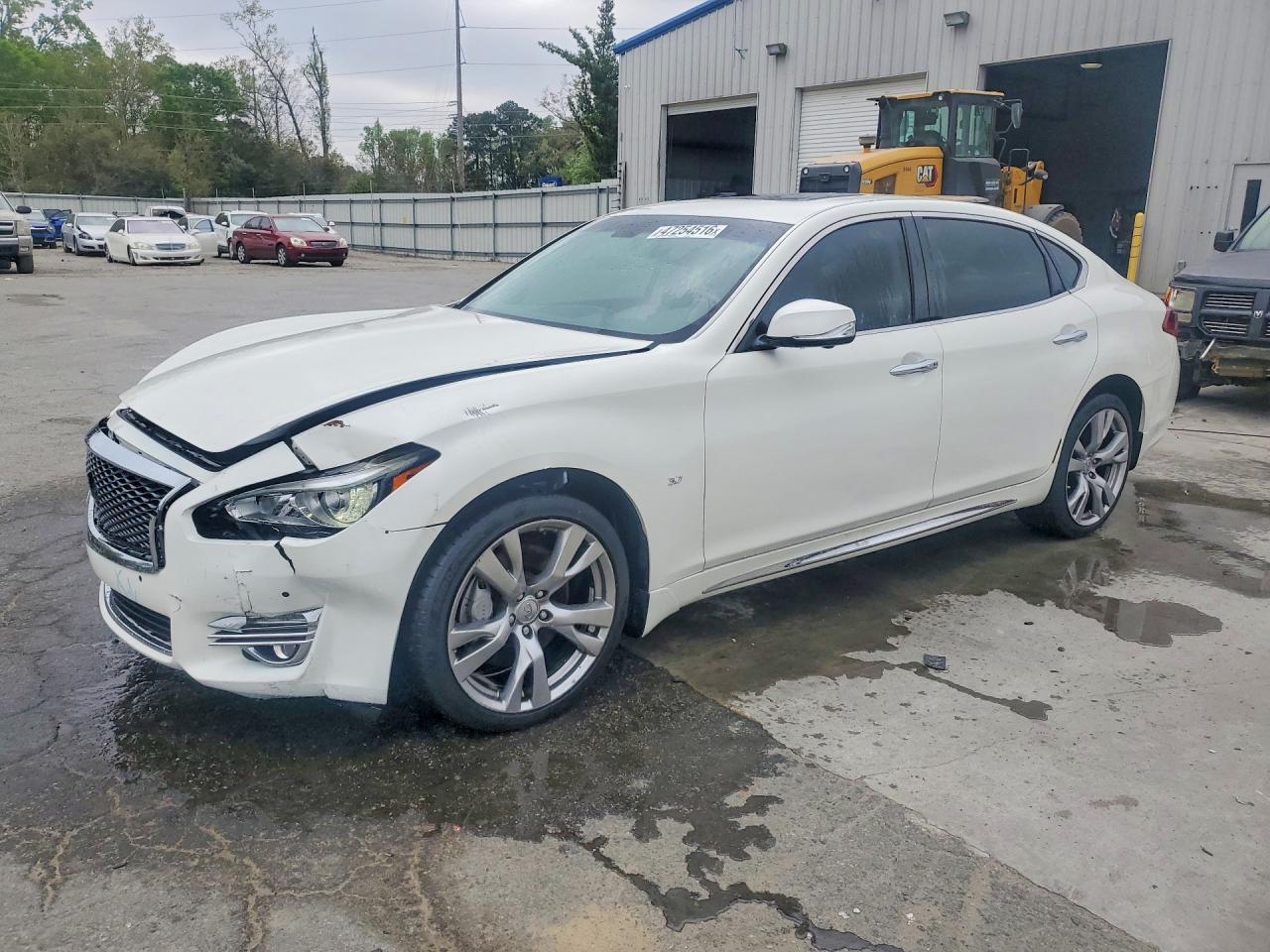 2016 Infiniti Q70L 3.7
