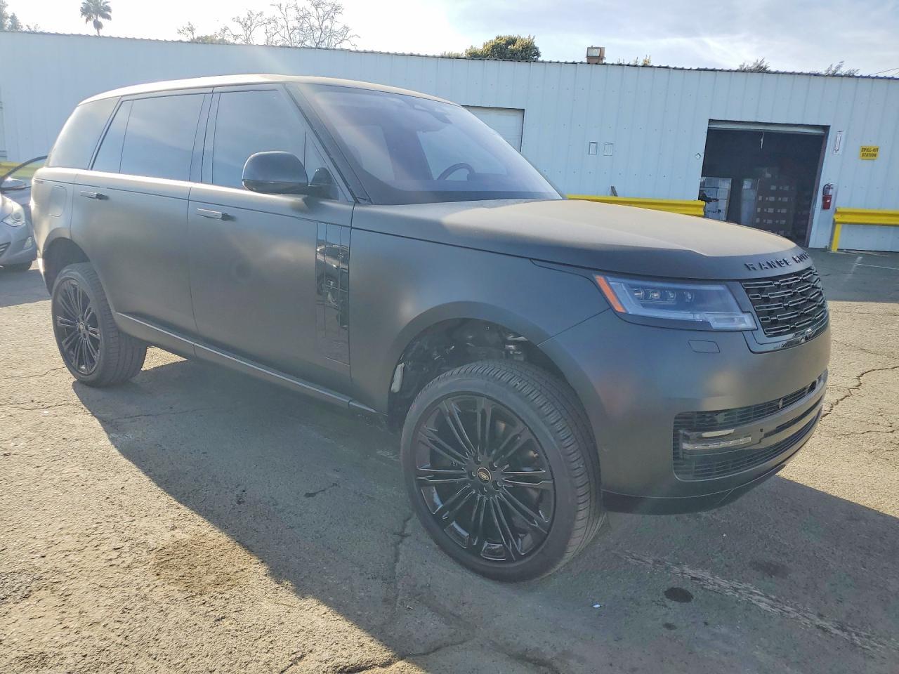 2023 Land Rover Range Rover Se - Image 4