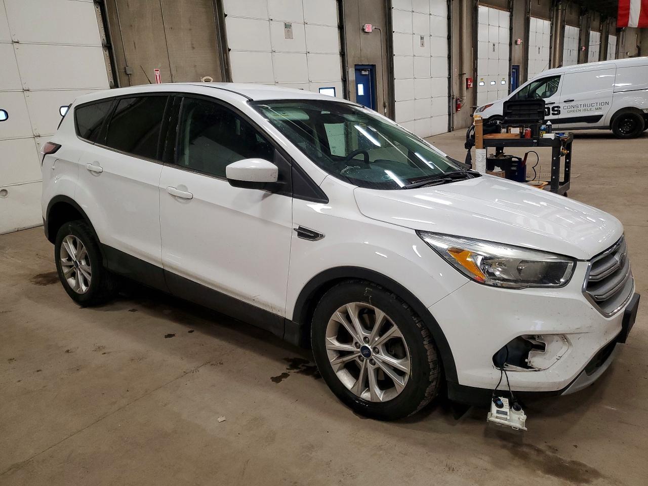 2017 Ford Escape Se - Фото 4