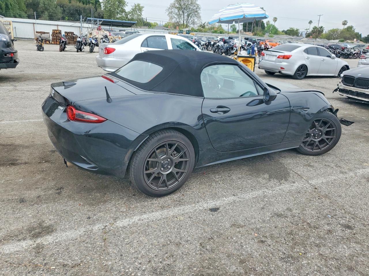 2017 Mazda Mx-5 Miata Grand Touring - Image 3