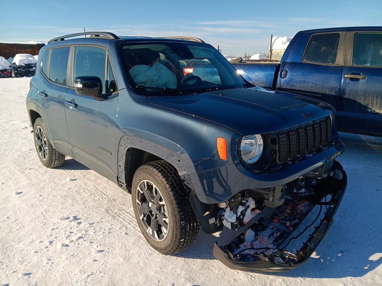 2023 Jeep Renegade Latitude - Image 4