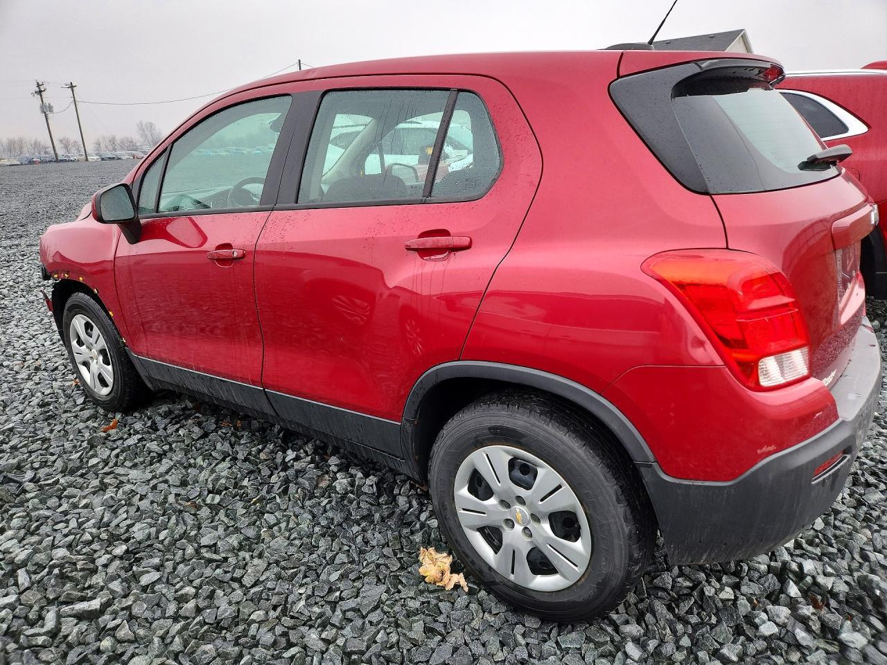 2015 Chevrolet Trax Ls - Image 2