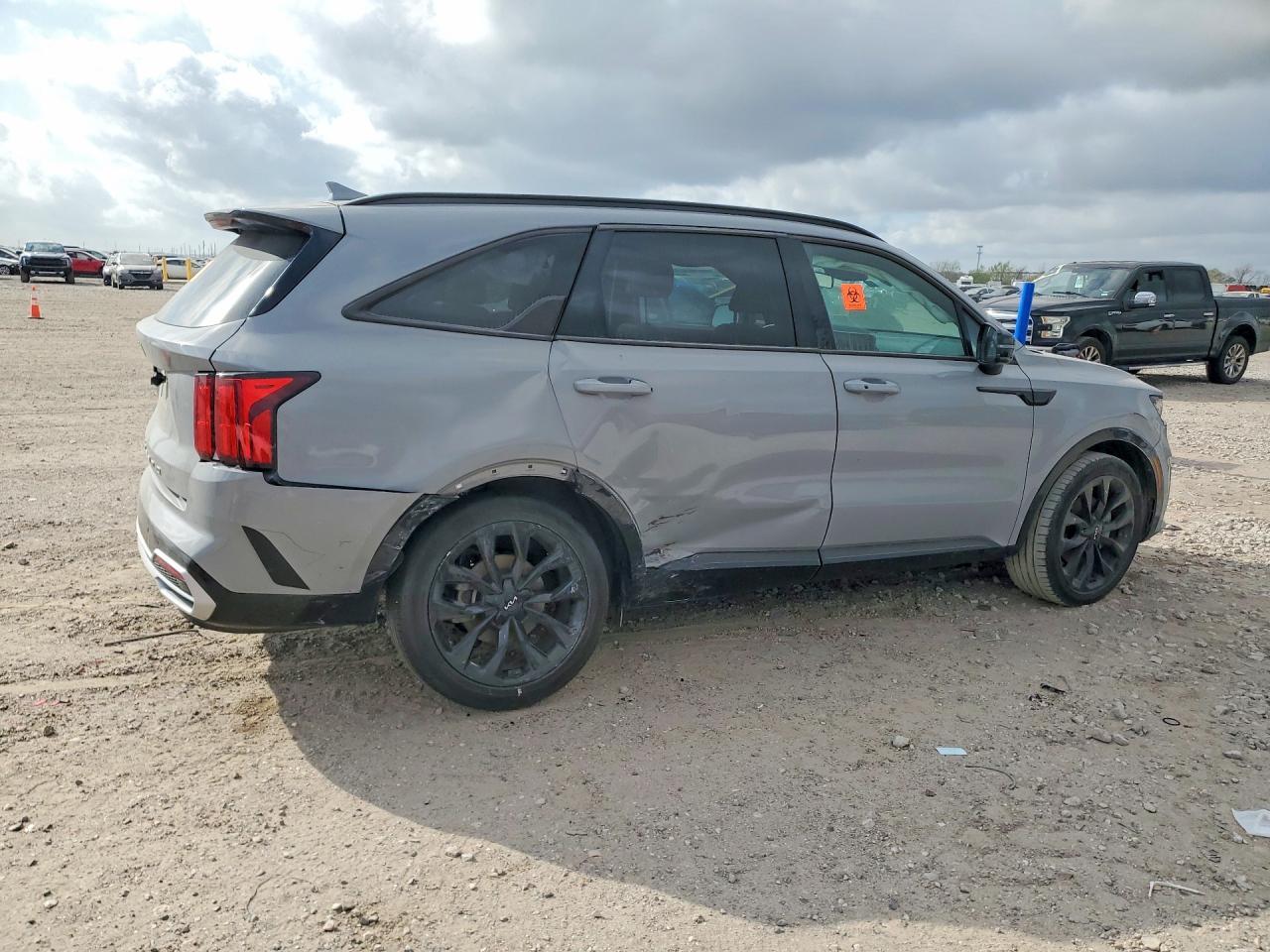 2022 Kia Sorento Sx - Фото 3