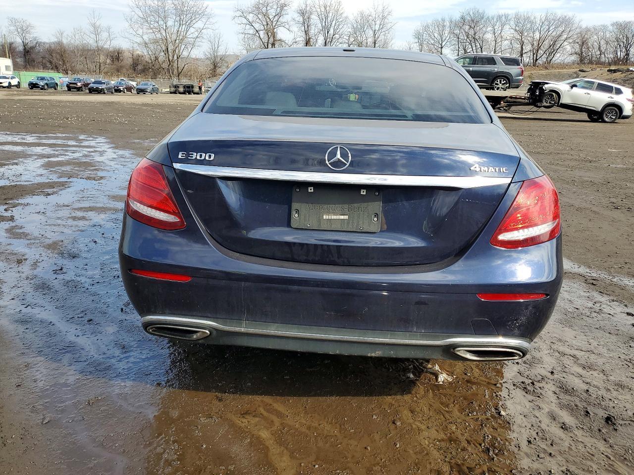 2019 Mercedes Benz E 300 4Matic - Фото 6
