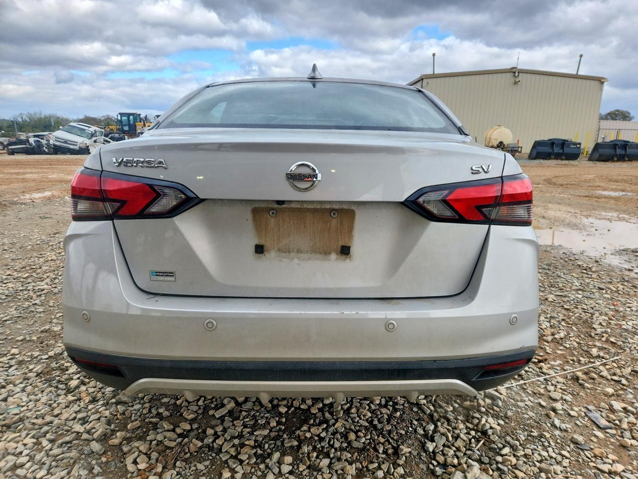 2021 Nissan Versa Sv - Фото 6