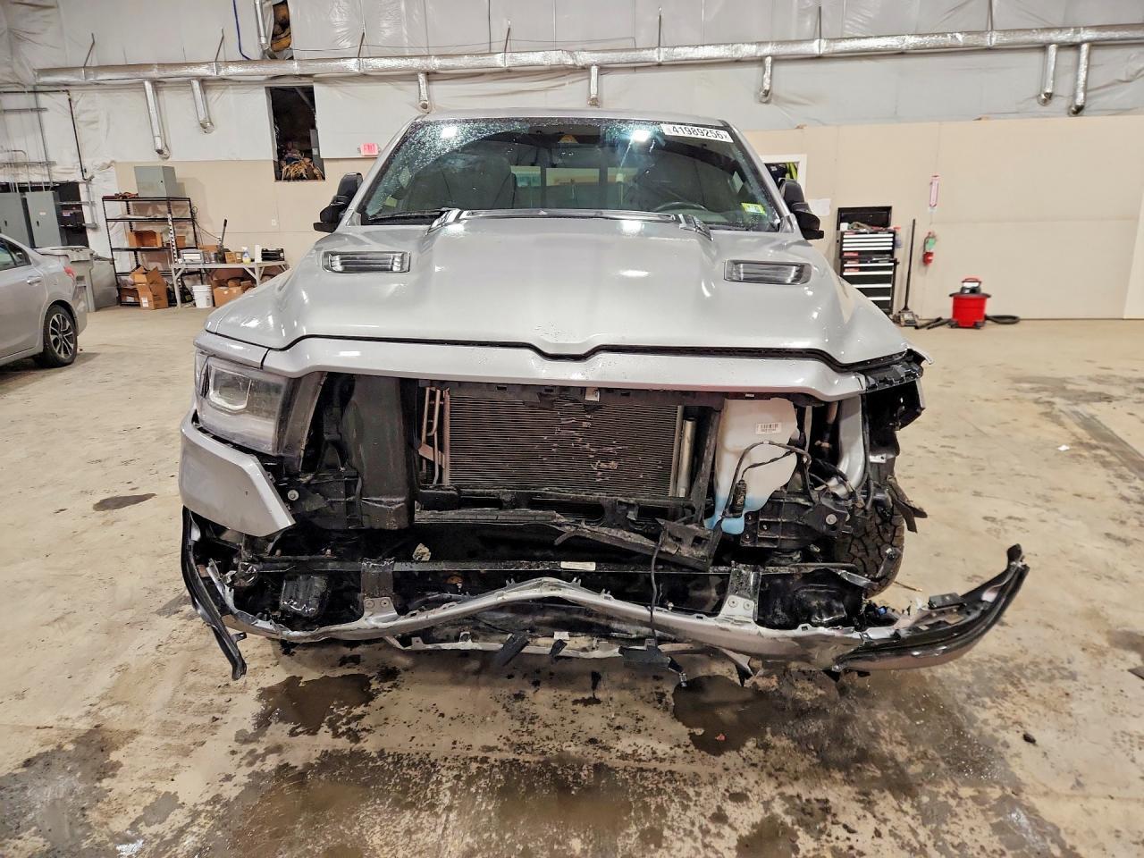 2022 Ram 1500 Laramie - Фото 5