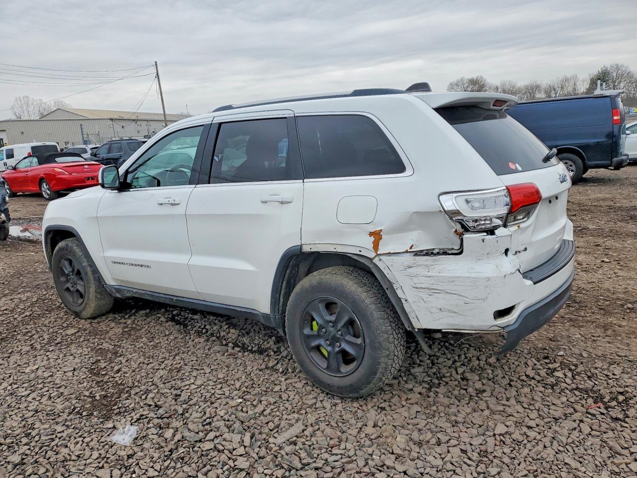 2015 Jeep Grand Cherokee Laredo - Фото 2