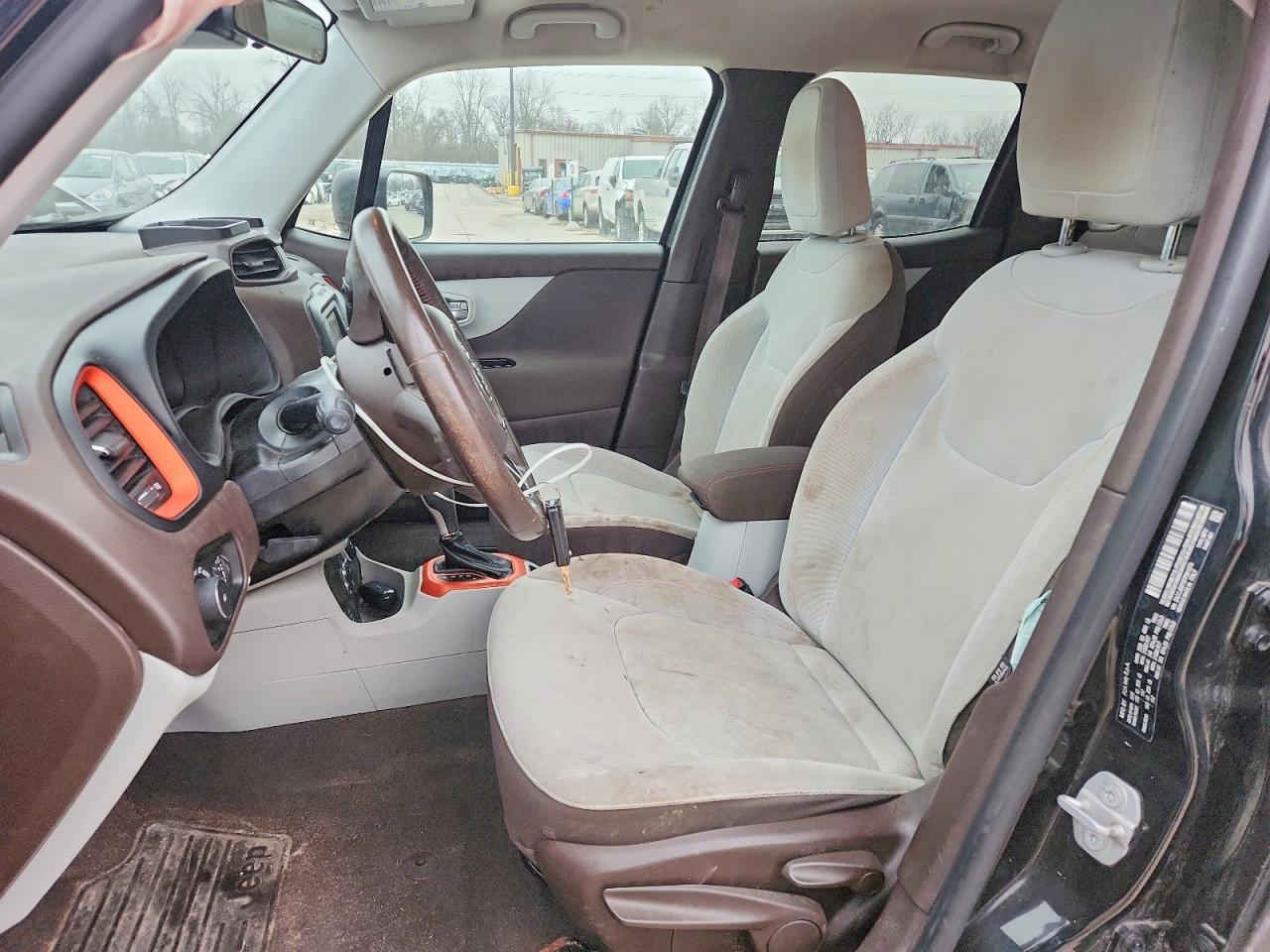 2015 Jeep Renegade Latitude - Фото 7