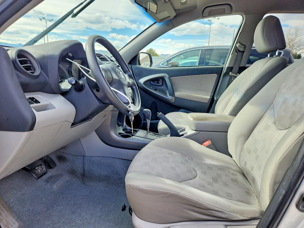 2011 Toyota Rav4 Base - Фото 7