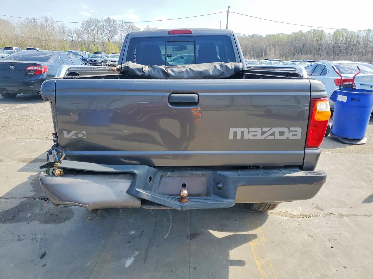 2005 Mazda B3000 Cab Plus - Image 6