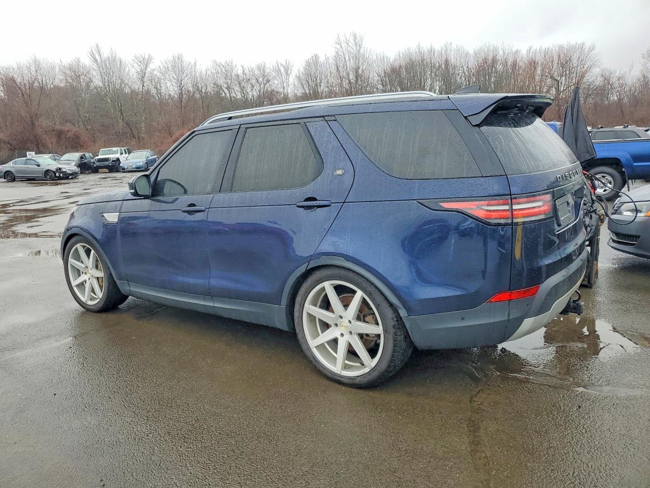 2020 Land Rover Discovery Hse - Image 2