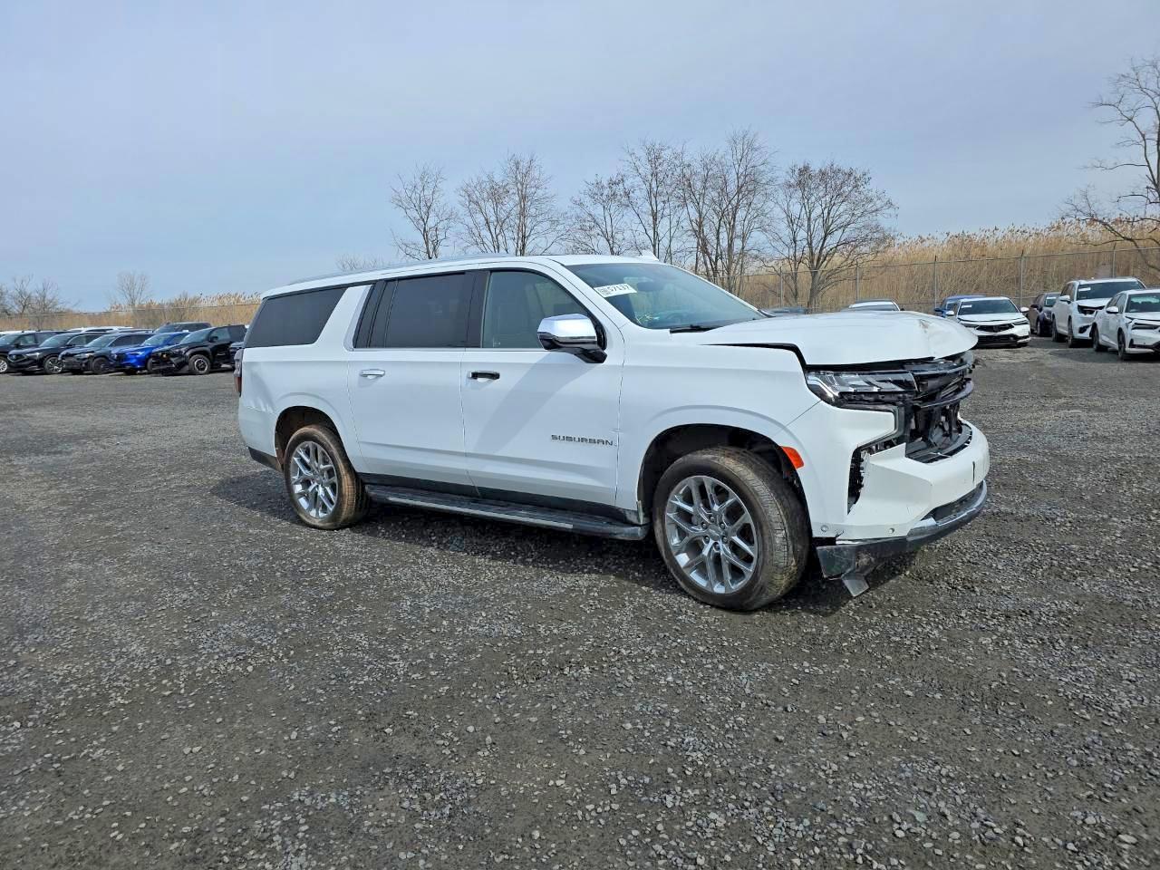 2024 Chevrolet Suburban K1500 Premier - Image 3
