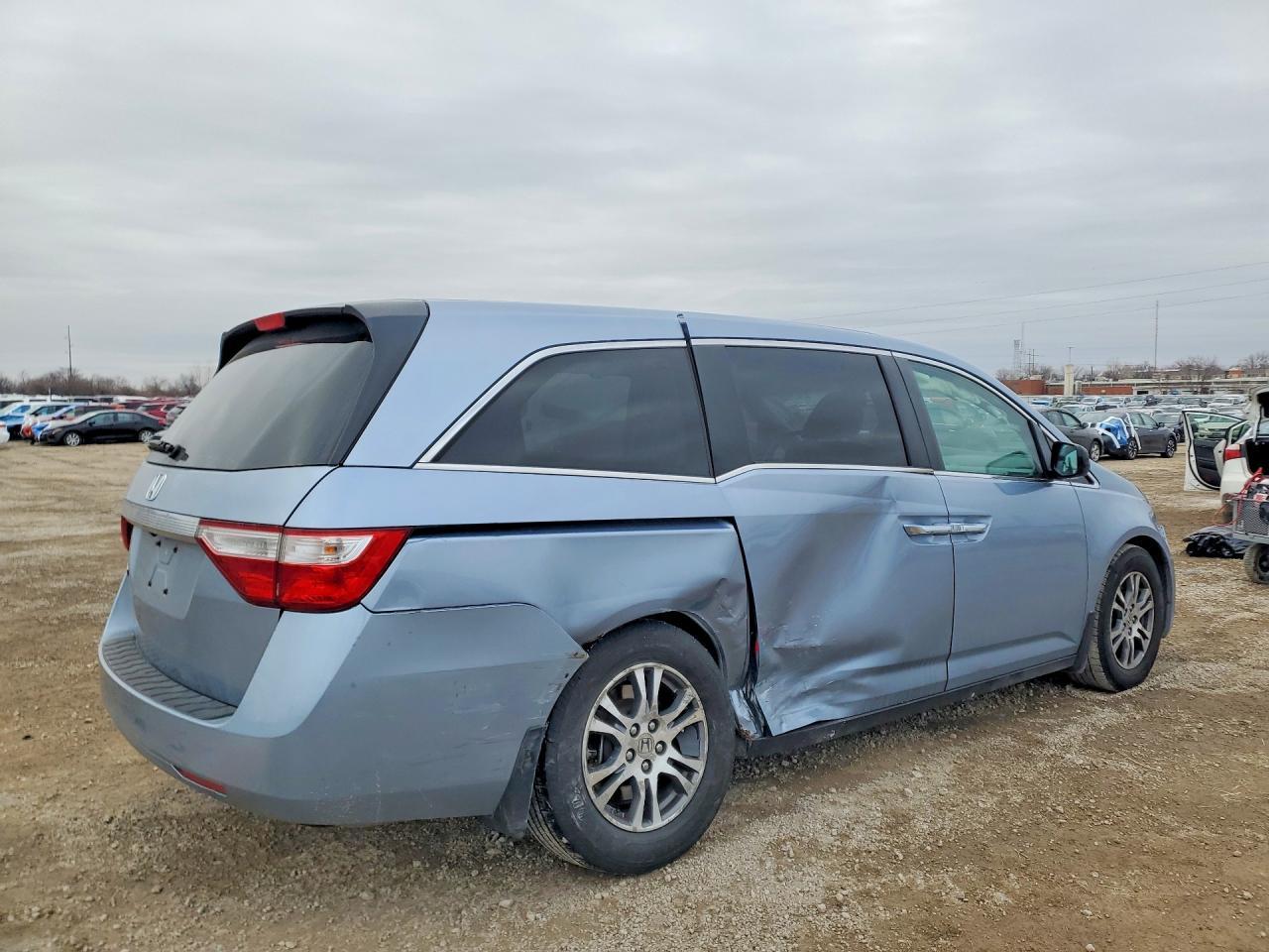 2011 Honda Odyssey Exl - Image 3