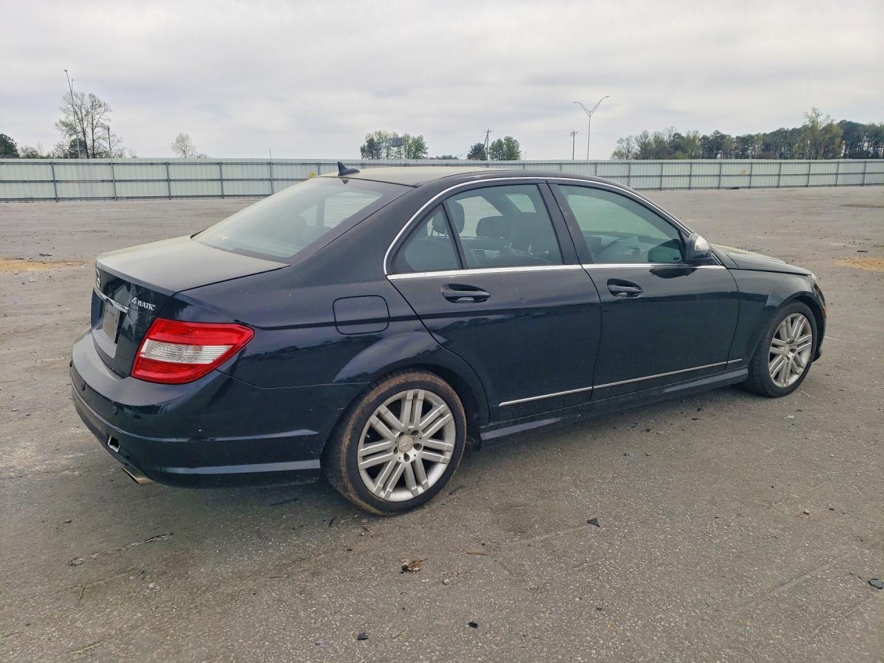 2008 Mercedes-Benz C 300 4Matic - Фото 3