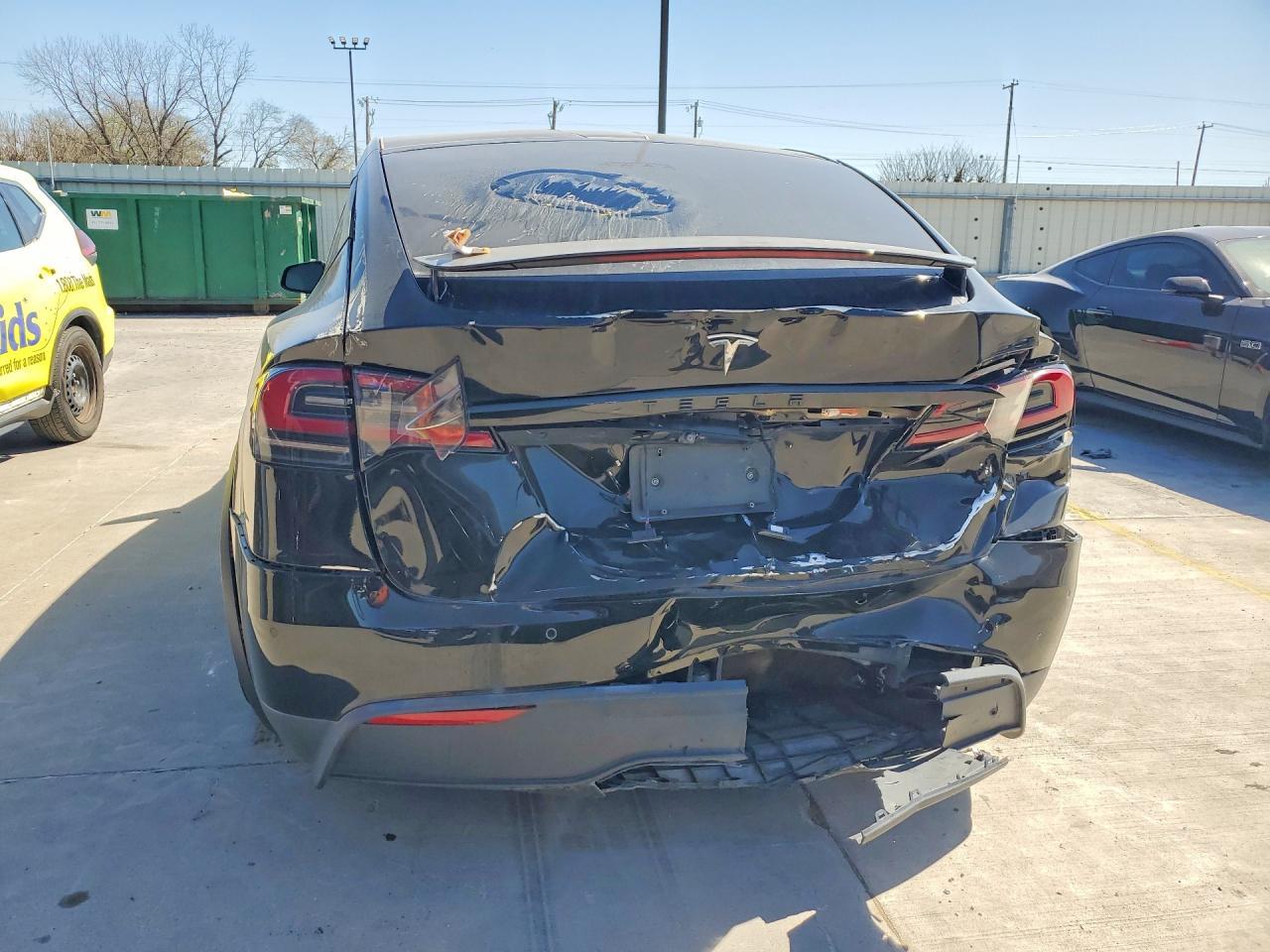 2022 Tesla Model X - Фото 6