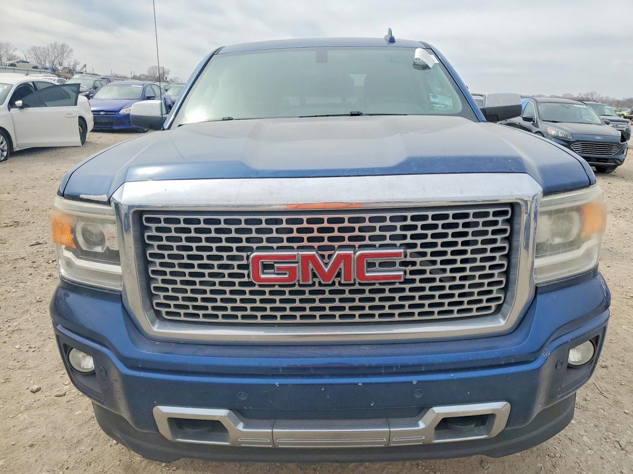 2015 GMC Sierra K1500 Denali - Image 5